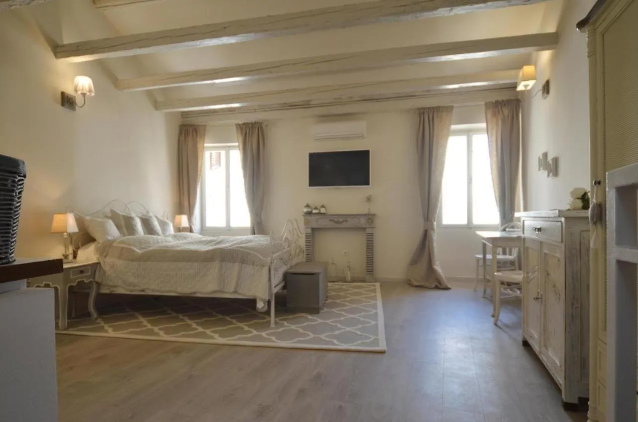 Charming Attic Apartment Rovinj Croatia