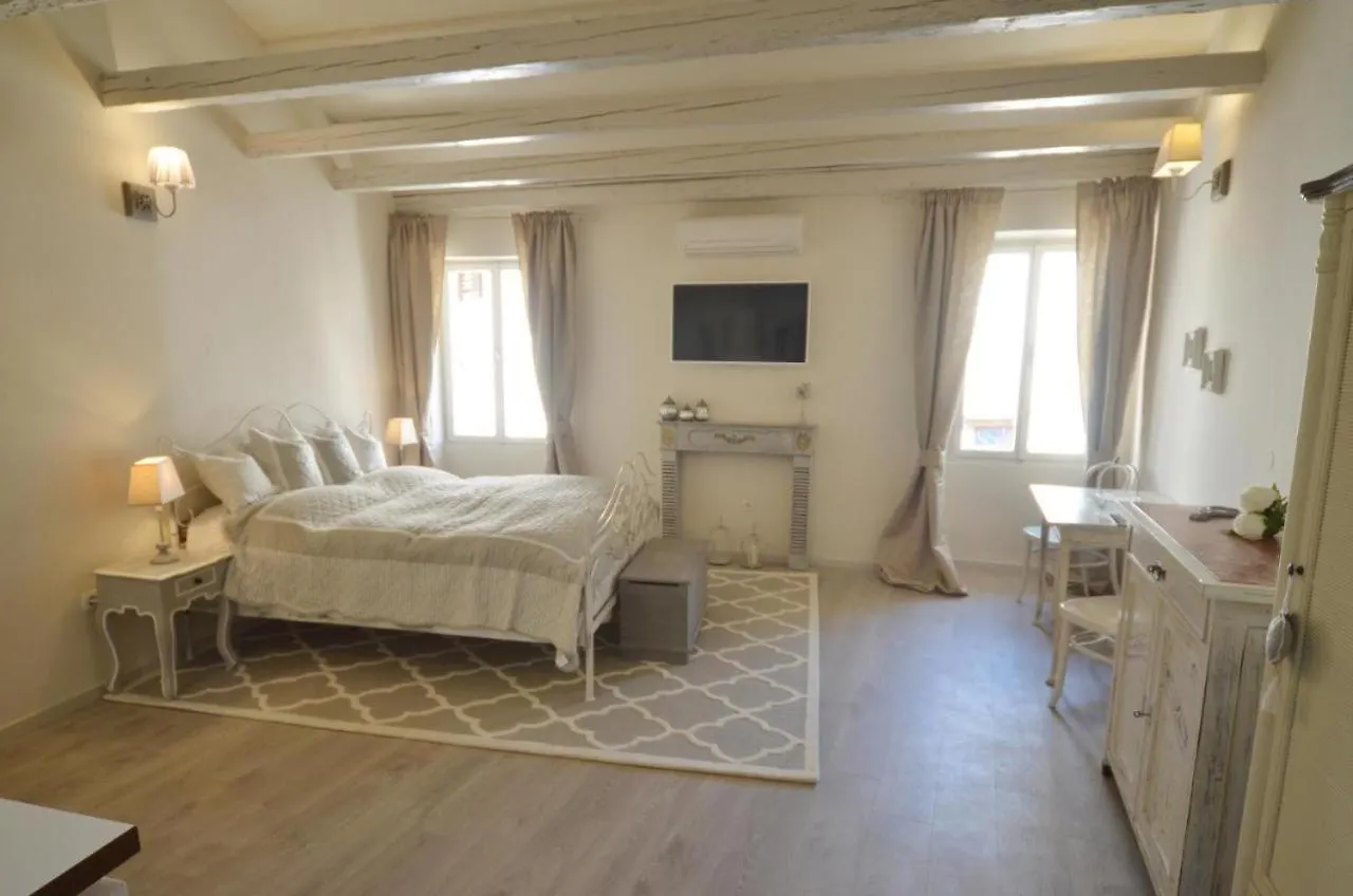 Charming Attic Apartment Rovinj